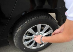 汽车轮胎更换标准/保证安全再考虑省钱