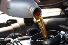 汽车为什么会烧机油/汽车烧机油如何预防